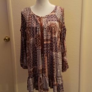 Cold Shoulder 3/4 Sleeve Peasant Top